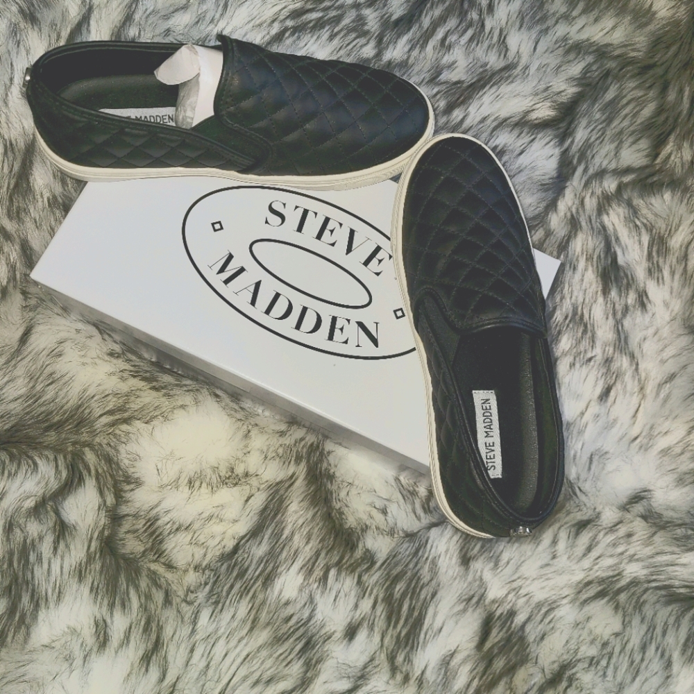Steve Madden ECENTRCQ BLACK